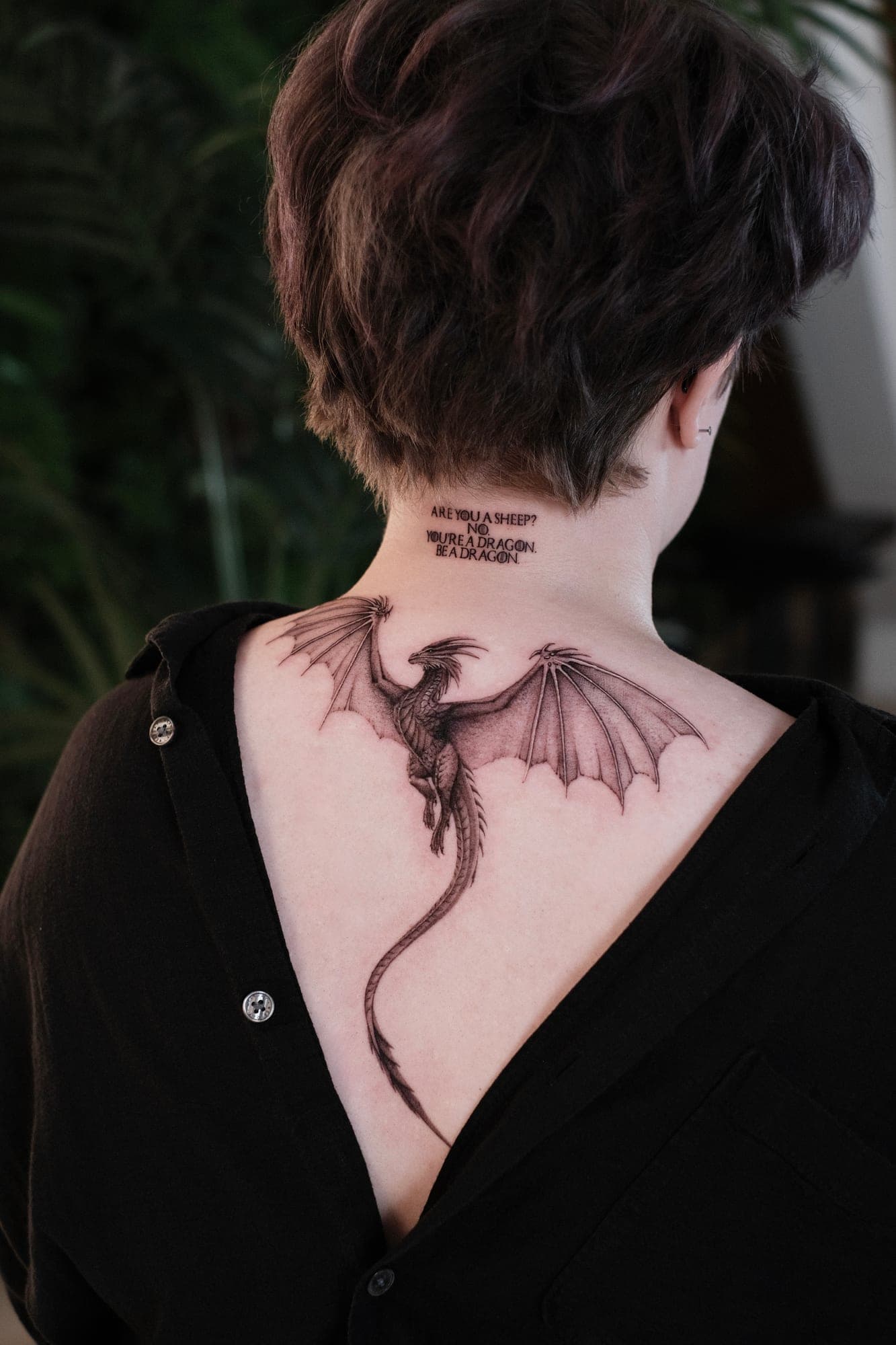 Conceptual Tattoo – Drache Rücken – SIJA.INK Zürich